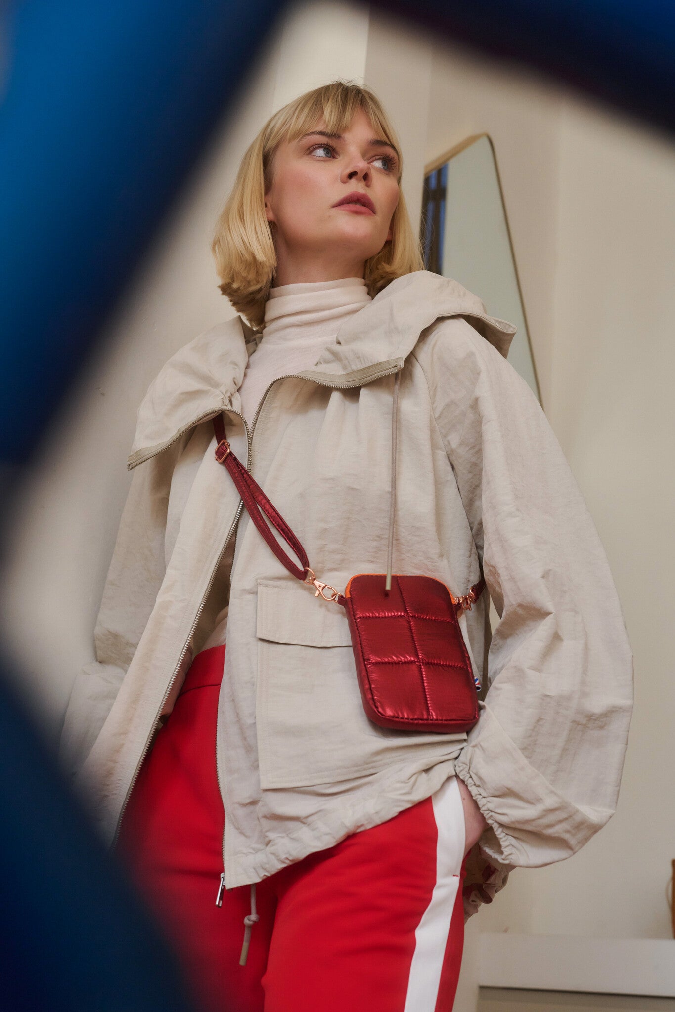 Luce Puffy phone pouch - Sports - Metalic Red