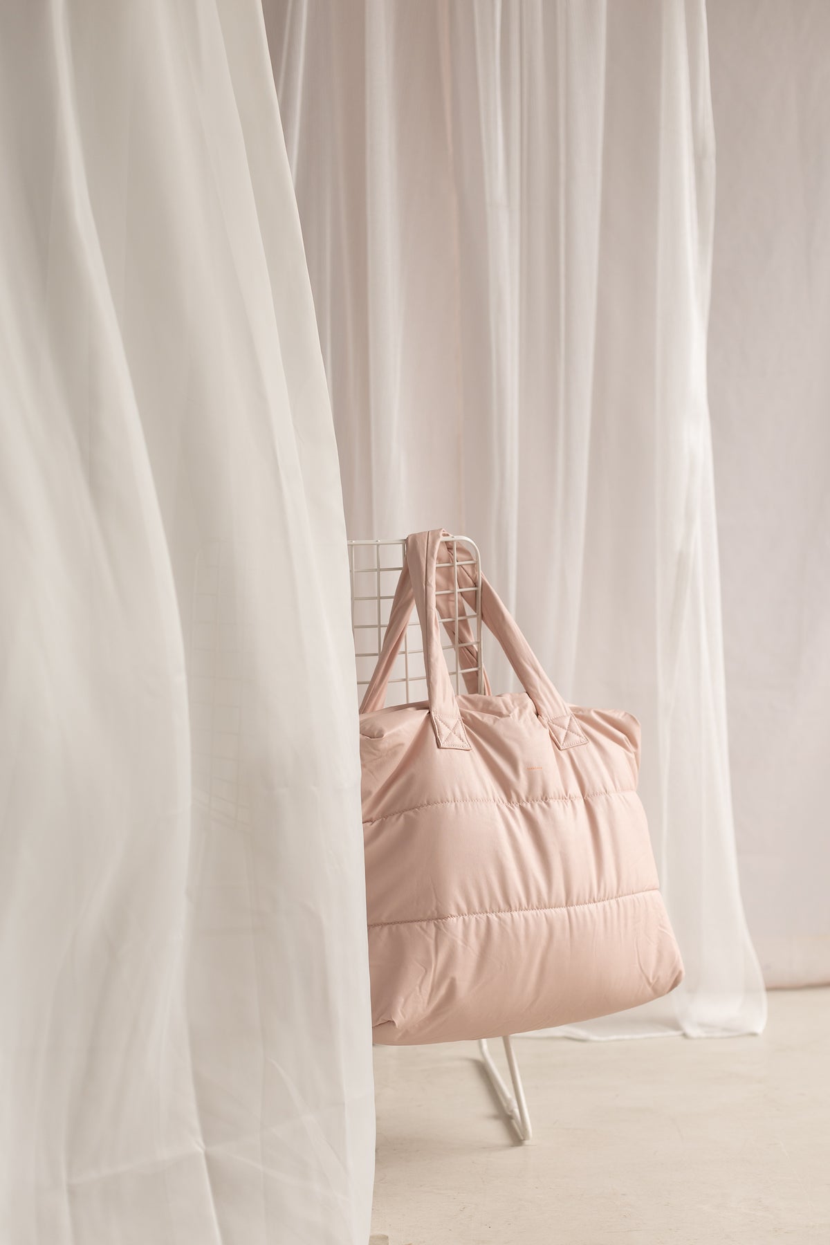 Camill Big Puffy weekend Bag - sepia rose