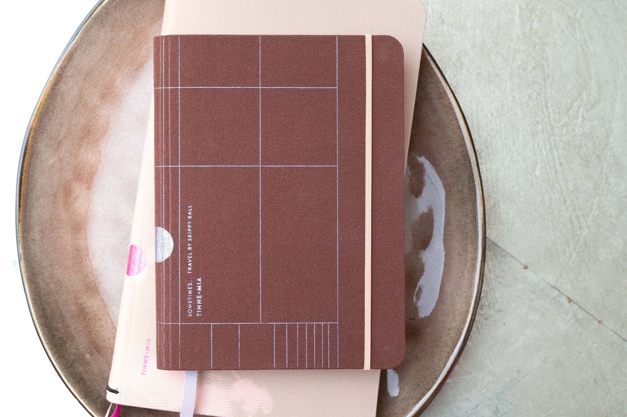 Linnen travel Journal - dotted grid - Java
