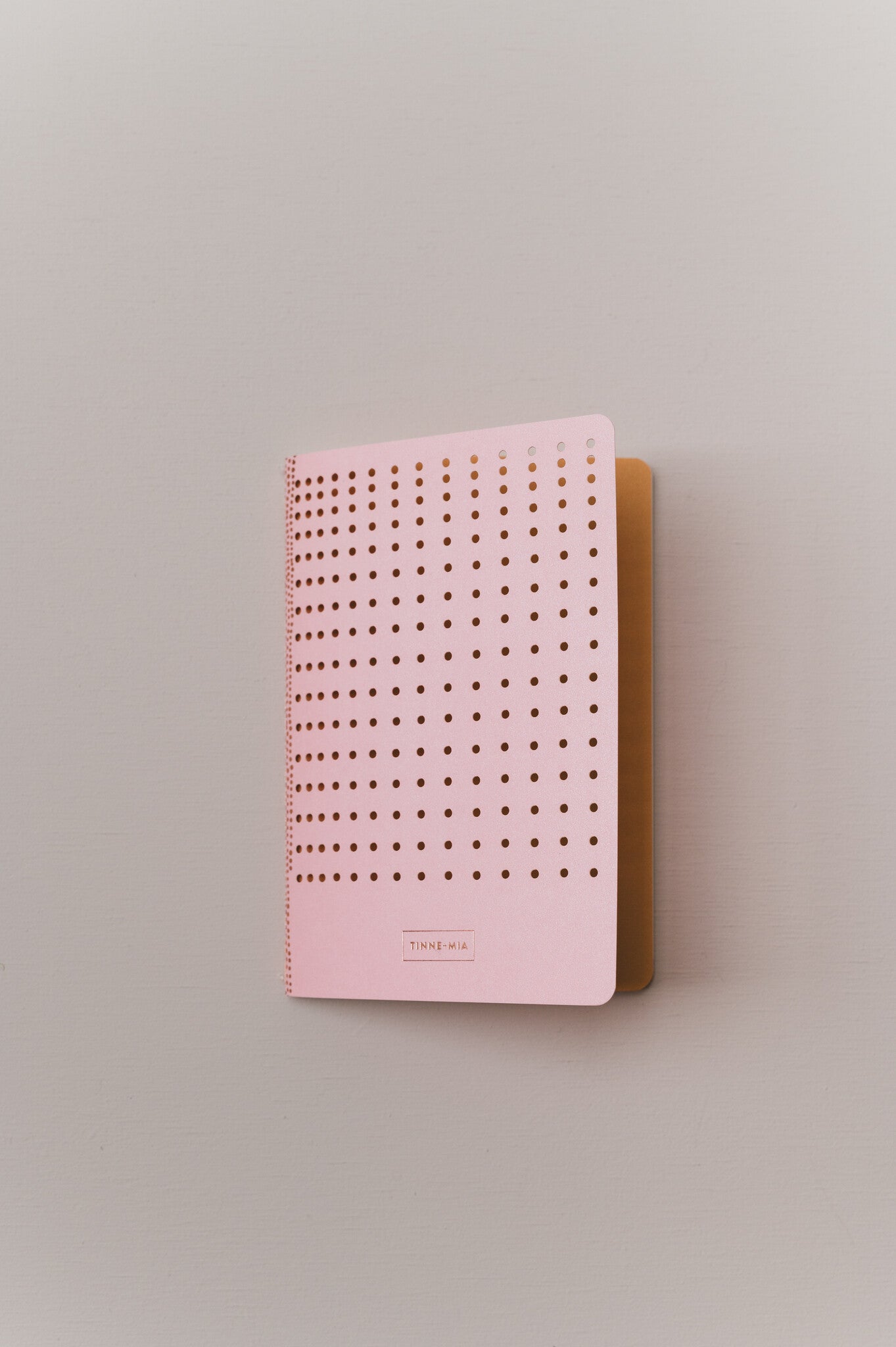 Notitieboekje A6 - Gridded Pink - FSC Mix Credit
