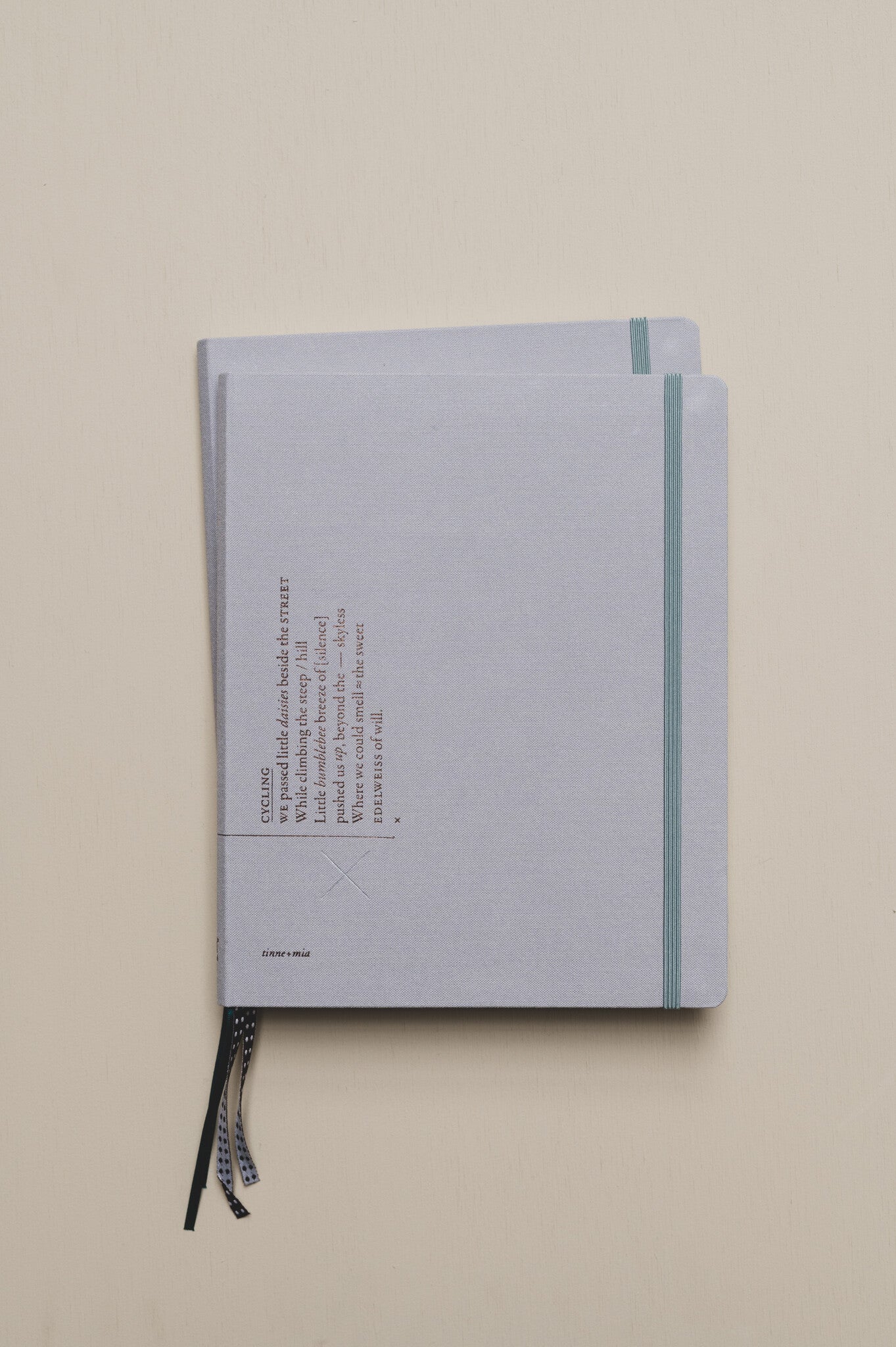 Dateless planner A5+ - Sky Grey - FSC Mix Credit