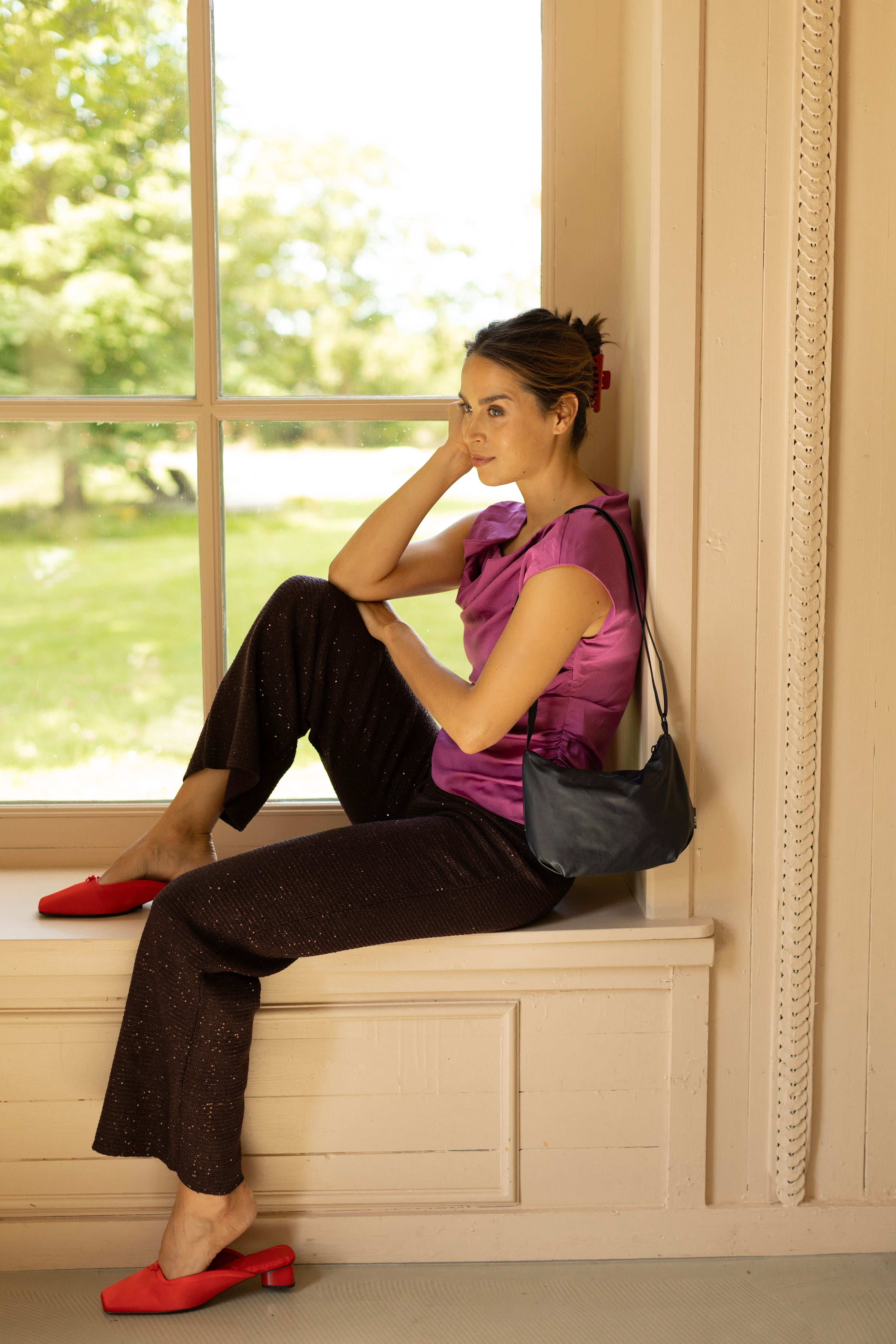 Cross body Feel Good Baggy - Night Blue - told you so.