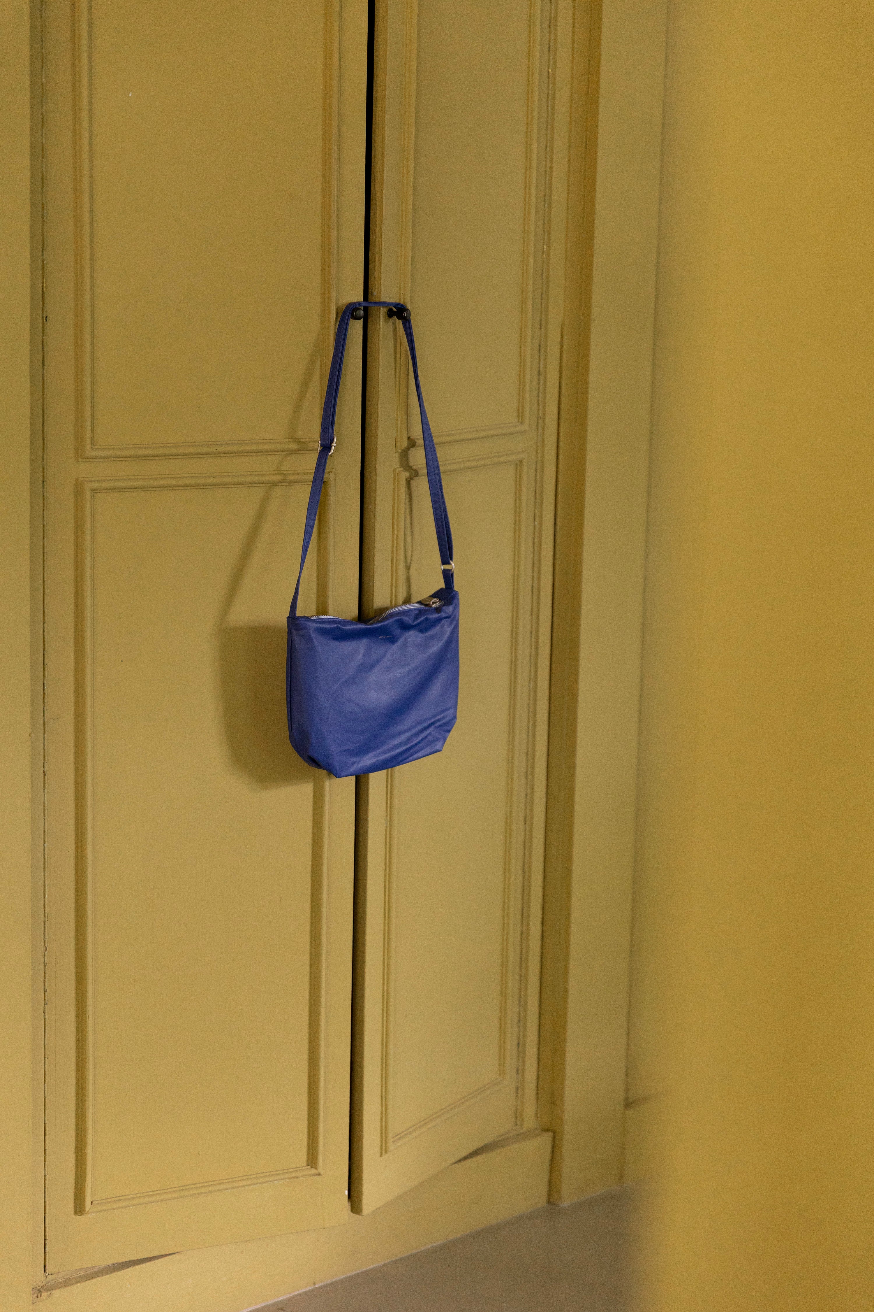 Cross body bag - sodalite blue