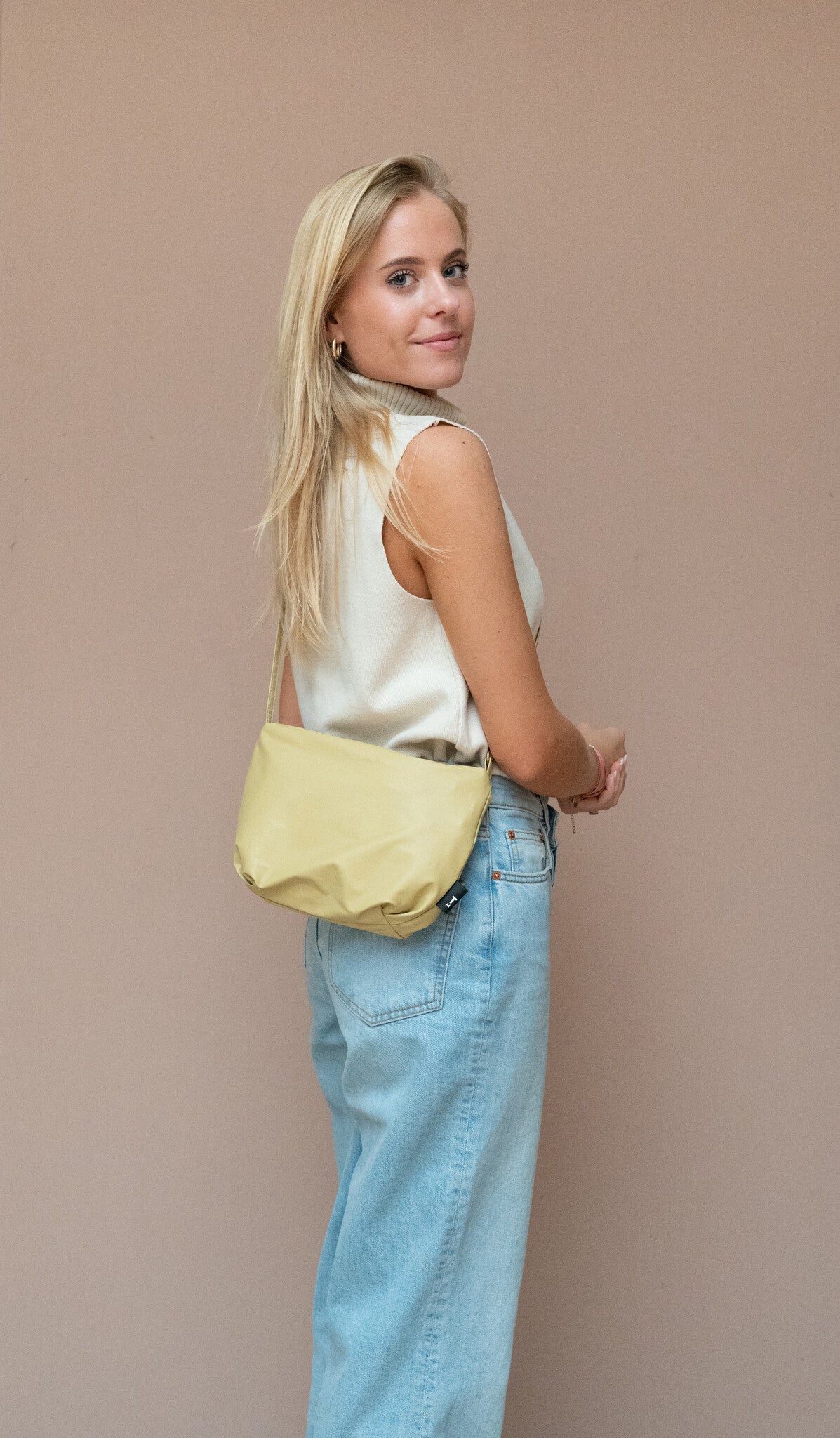 Cross body Feel Good Baggy - New Wheat - OH. MY.