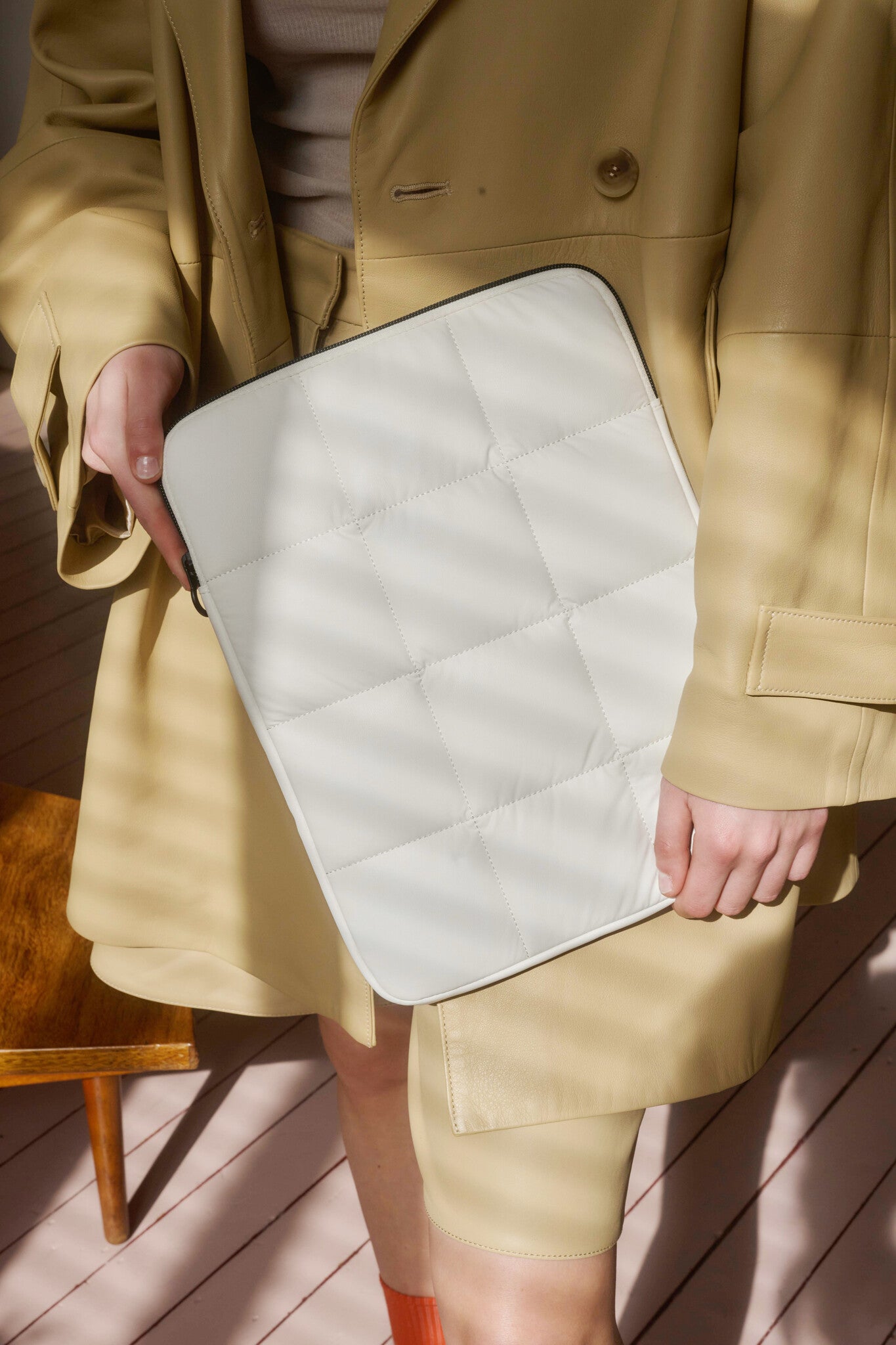 Senna Puffy laptop Pouch - White