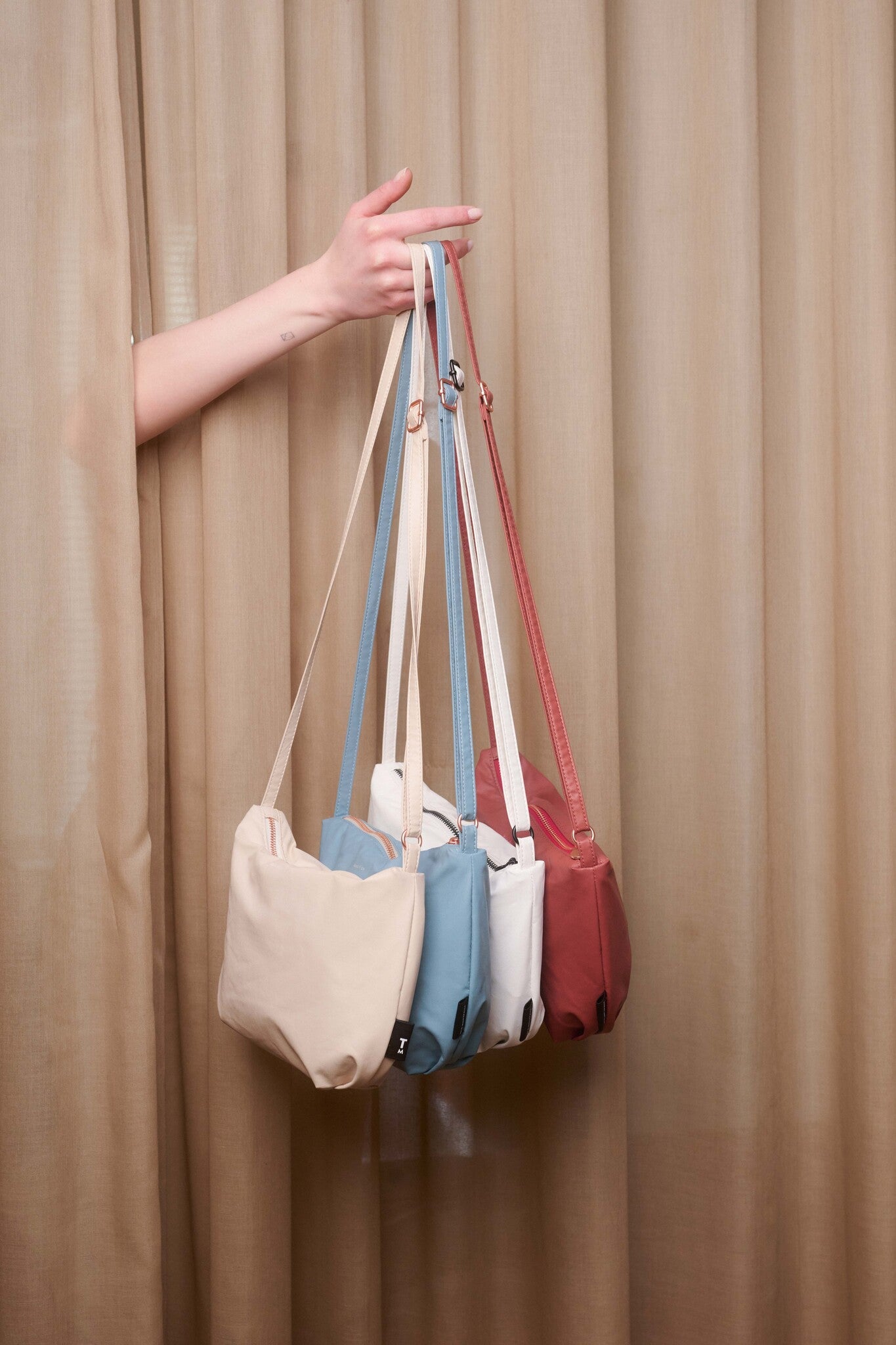 Cross body Feel Good Baggy - White