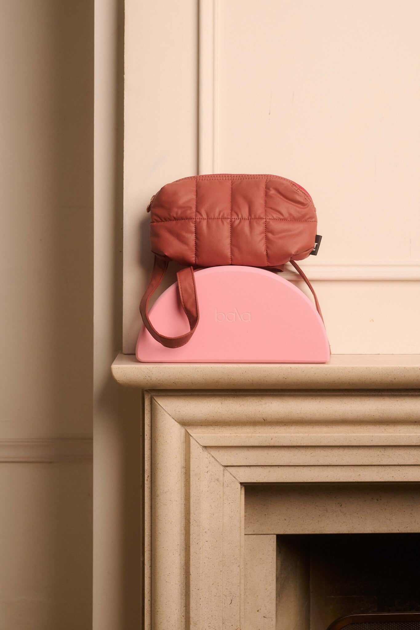 Cilou puffy belt bag  - Red Wood