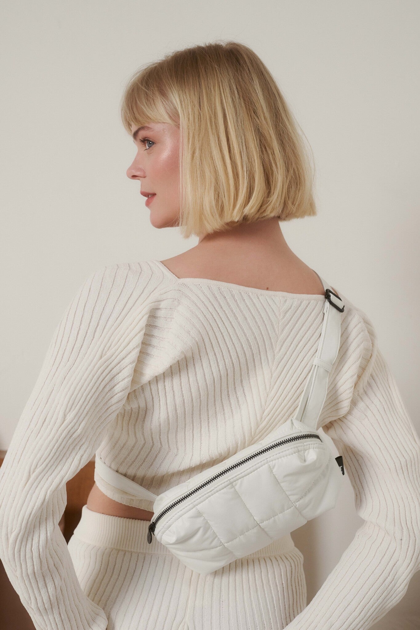 Cilou puffy belt bag  - White