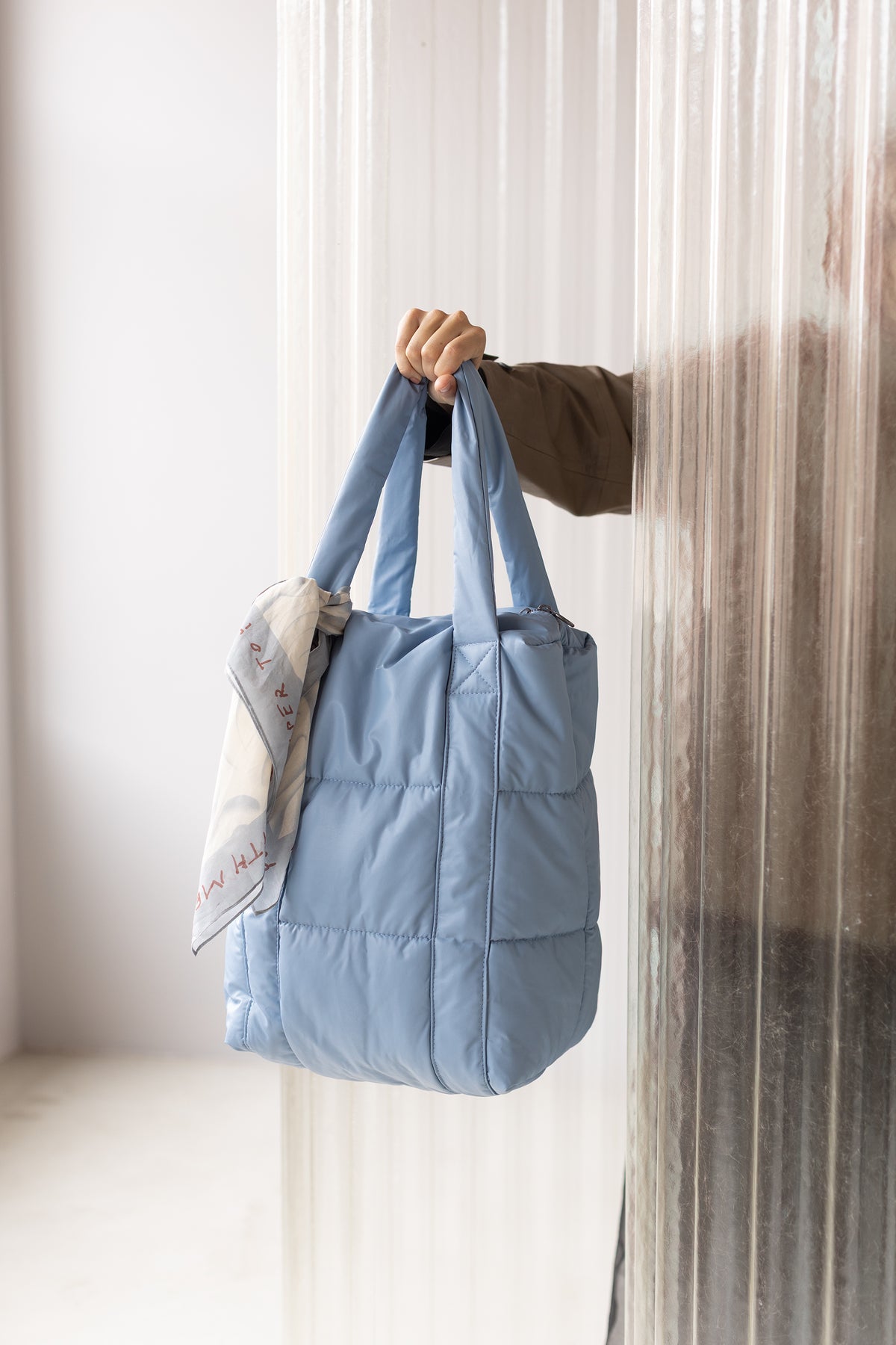 Clode Puffy shoulder bag - forever blue